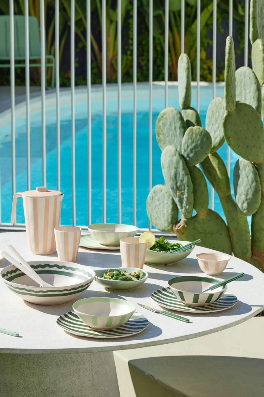 Davis & Waddell | Greta Porcelain Raised Serving Plate - Mint | Shut the Front Door