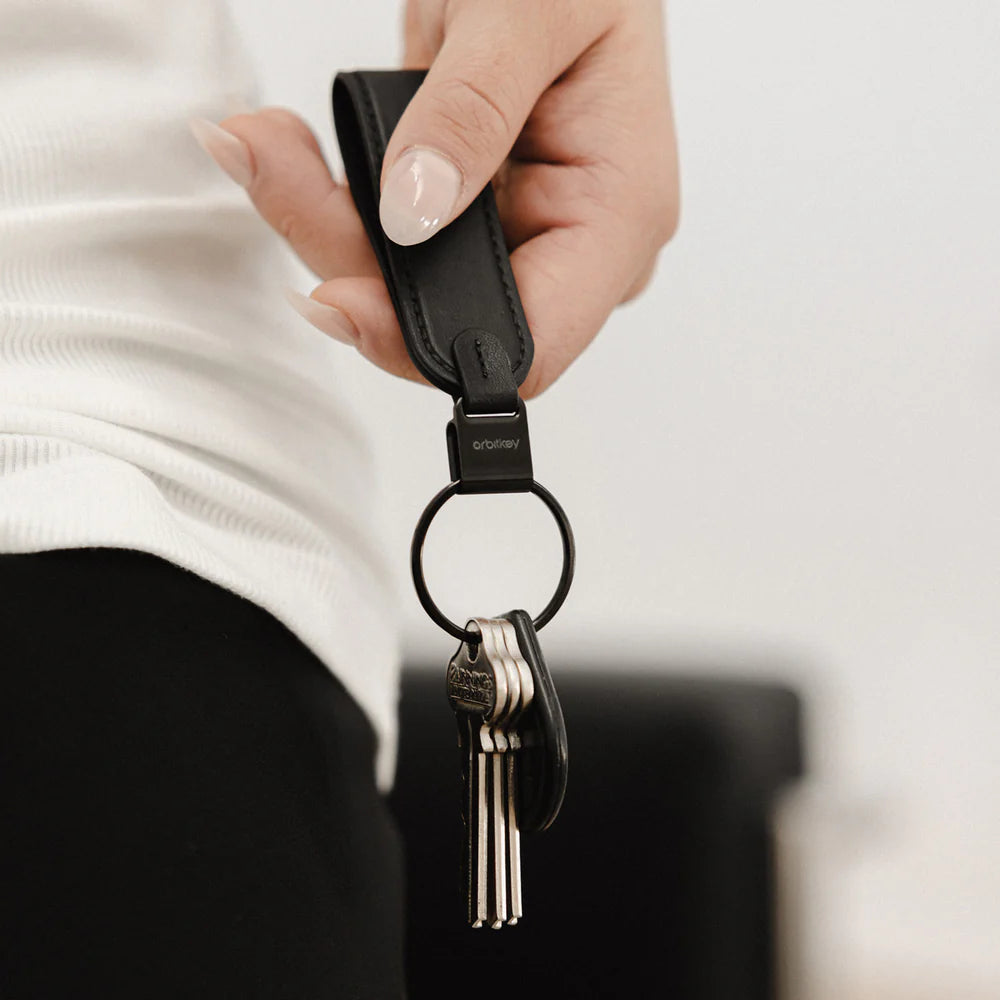 Orbitkey | Loop Keychain Leather - Black | Shut the Front Door