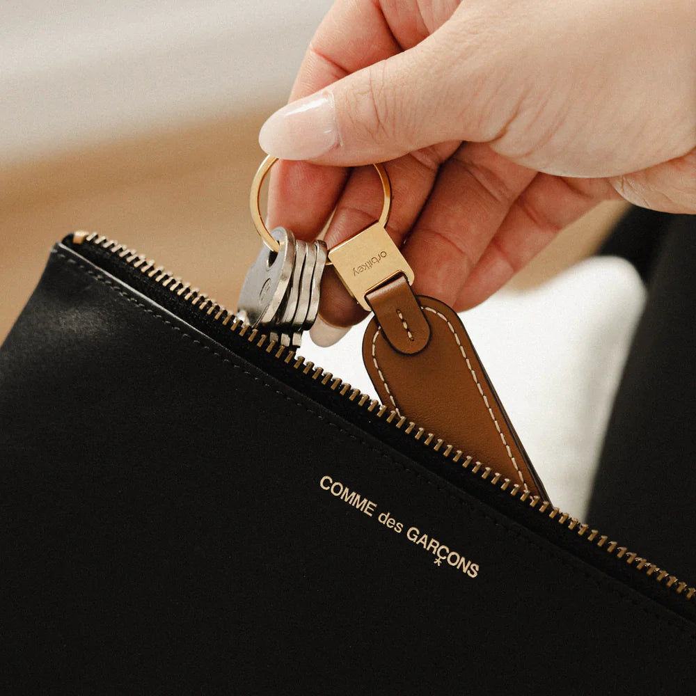 Orbitkey | Loop Keychain Leather - Caramel | Shut the Front Door