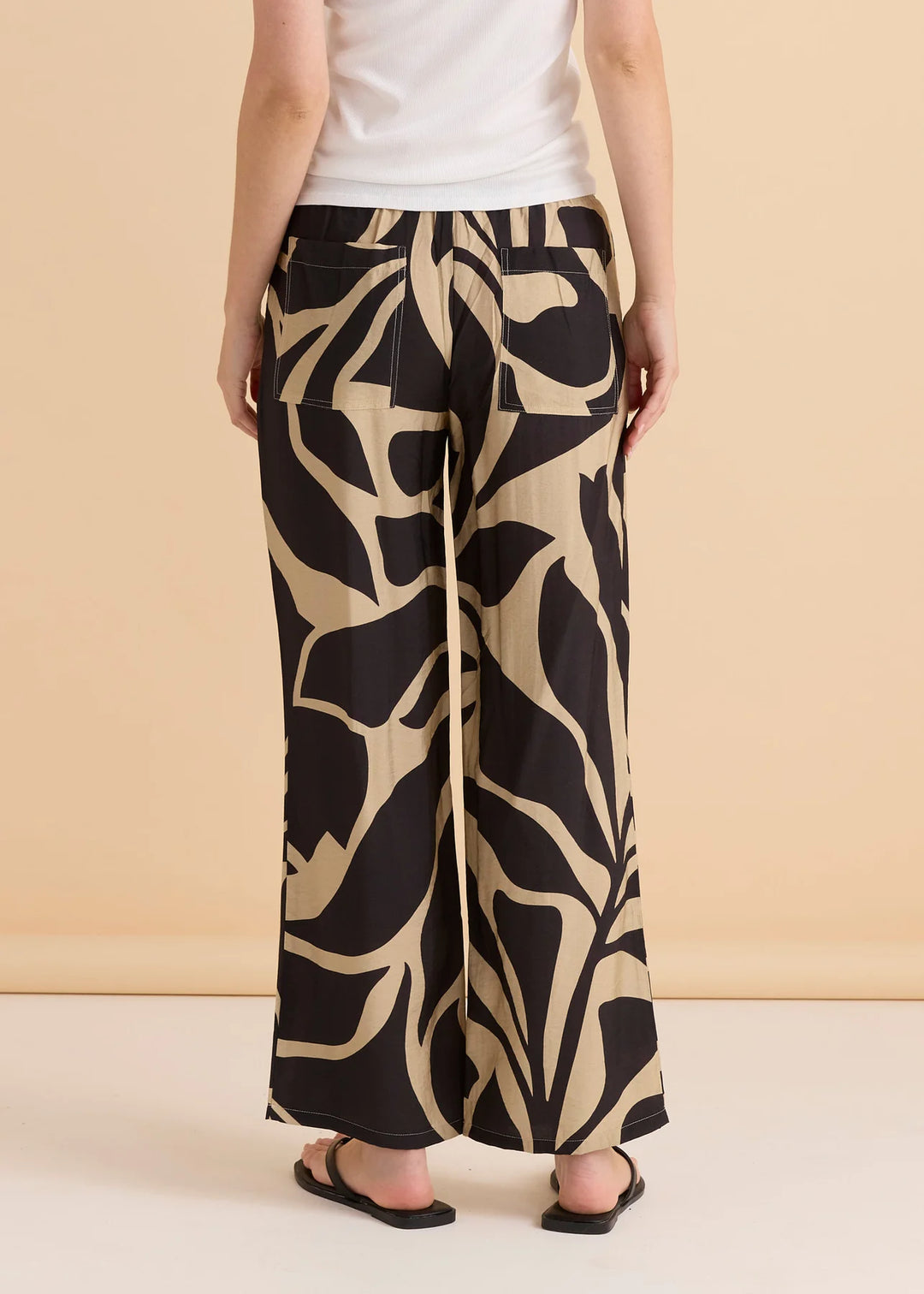 Sutton Relax Pant - Monochrome Floral Neutral