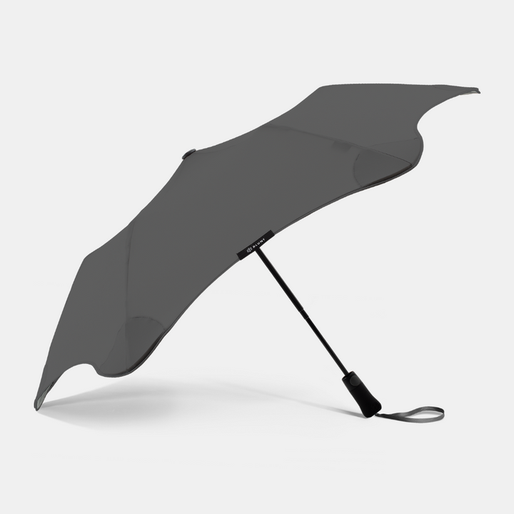 Blunt | Umbrella Blunt Metro Charcoal | Shut the Front Door