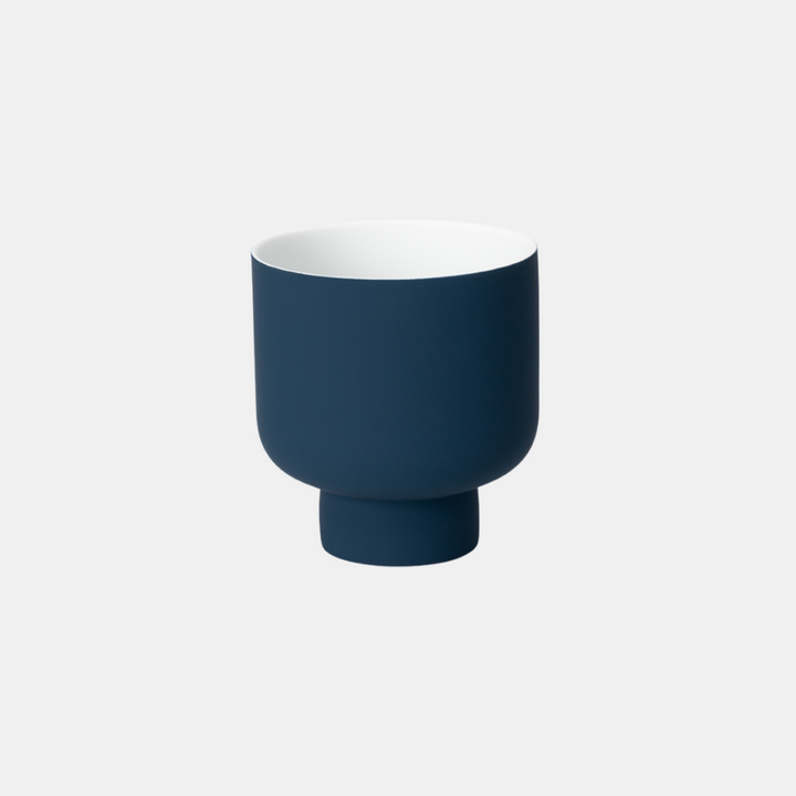 Middle of Nowhere | Fergus Planter Small - Navy | Shut the Front Door