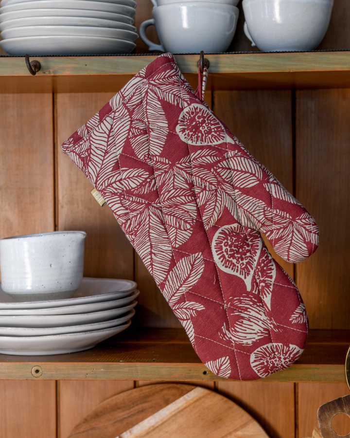 Raine & Humble | Fig Tree Oven Glove - Ruby | Shut the Front Door