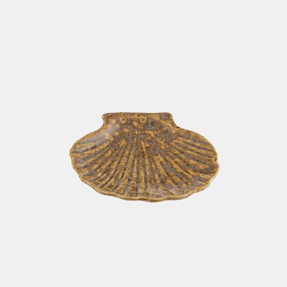 Amalfi | Seashell Plate - Honey Brown | Shut the Front Door