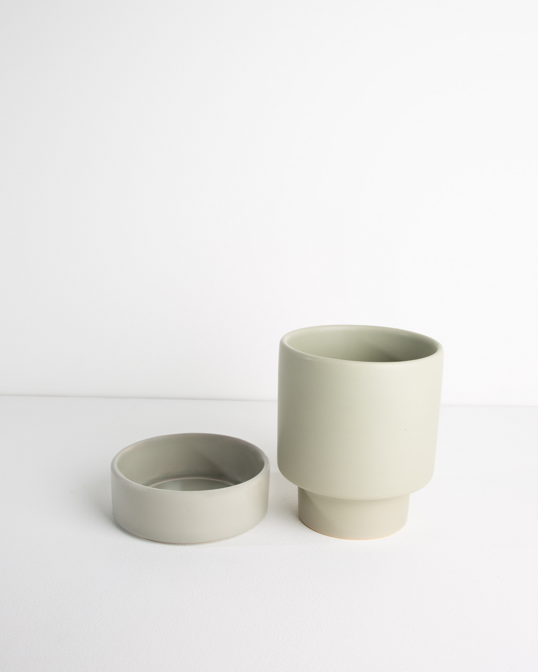 Garcia | Billie Planter Large - Sage | Shut the Front Door