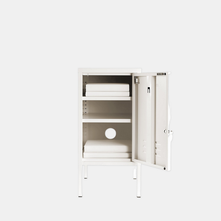 Mustard | Shorty Locker - White | Shut the Front Door