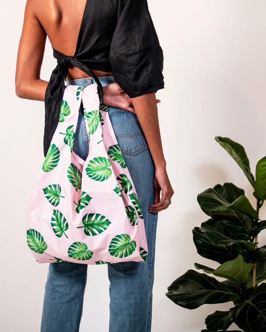 Kind Bag | Kind Reusable Bag Medium - Palms | Shut the Front Door