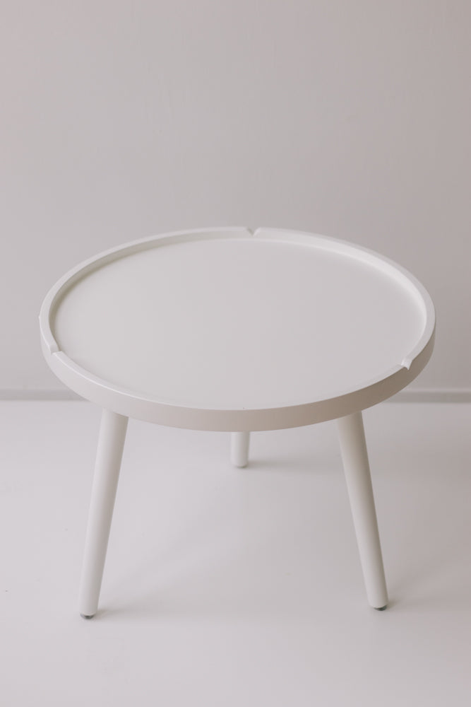 Garcia | Ariel Round Table - White | Shut the Front Door