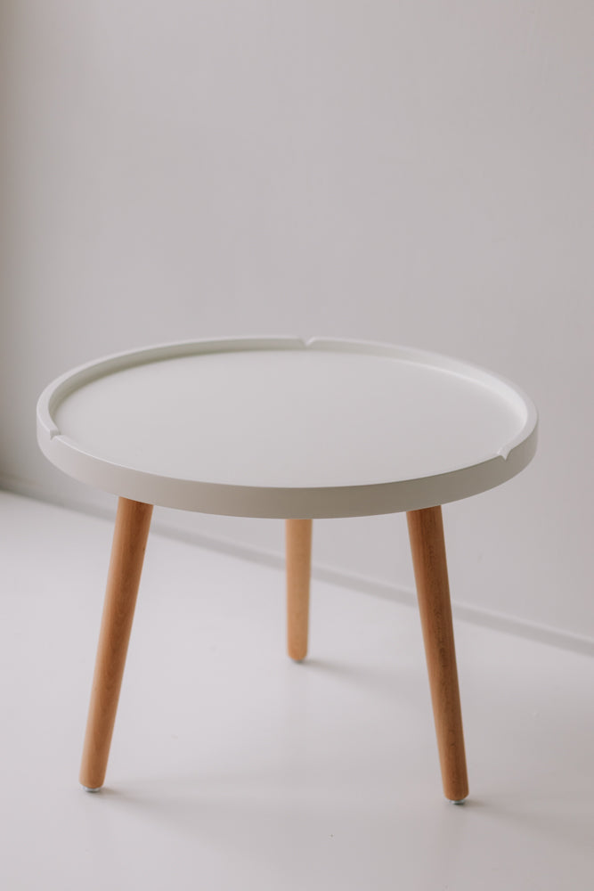 Garcia | Ariel Round Table - Natural/White | Shut the Front Door