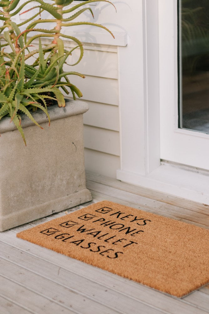 Garcia | Doormat - Reminders | Shut the Front Door