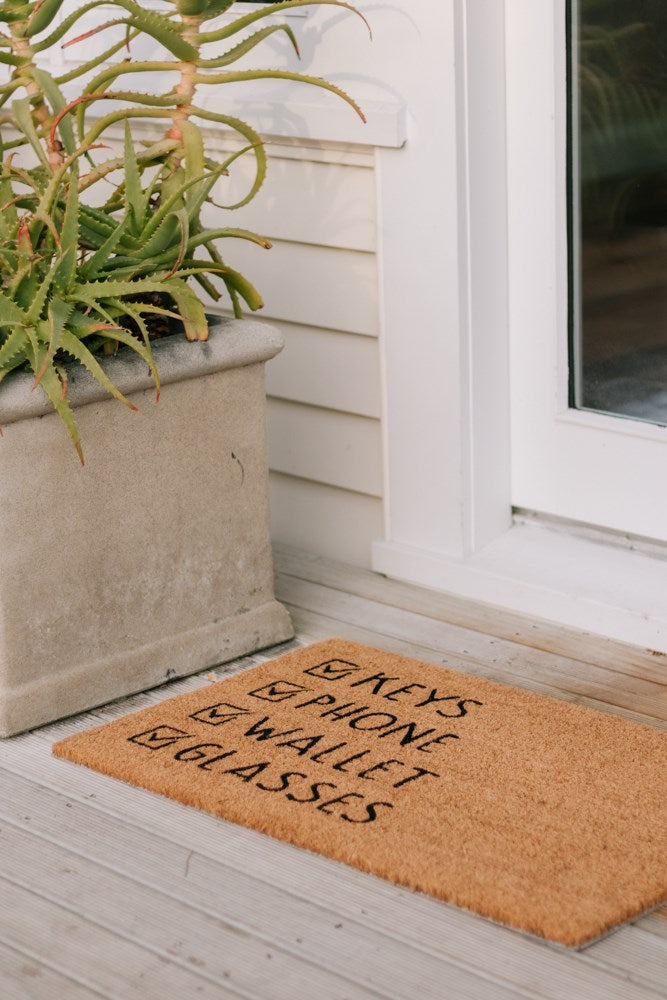 Garcia | Doormat - Reminders | Shut the Front Door