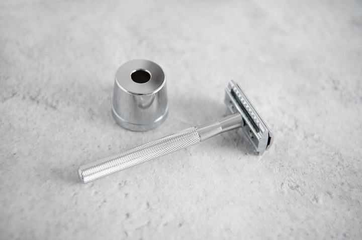 CaliWoods | Razor Stand Silver | Shut the Front Door