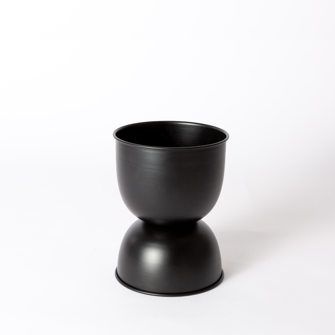 Garcia | Domes Metal Planter Medium - Black | Shut the Front Door