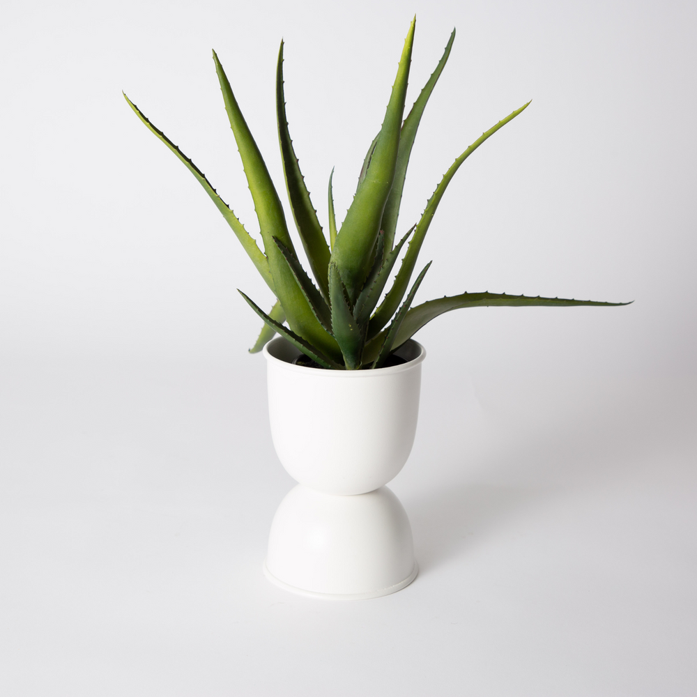 Garcia | Domes Metal Planter Medium - White | Shut the Front Door