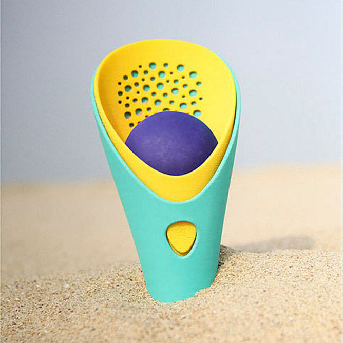 Quut | Cuppi Shovel Sieve Ball | Shut the Front Door