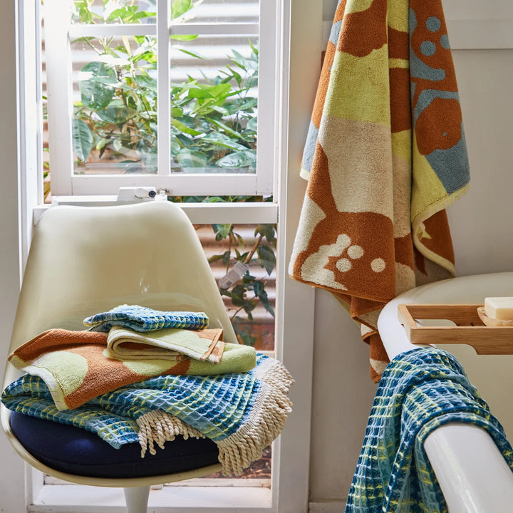 SAGE & CLARE | Manning Floral Towel - Fudge | Shut the Front Door