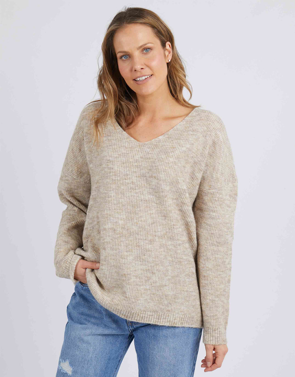 Elm Knitwear | Verity V Neck Knit - Oatmeal | Shut the Front Door